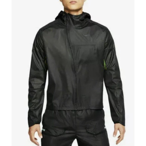 Nike Tech Black Packable Reflective Running Jacket CT2381 Mens Large NEW!!! - Picture 2 of 12